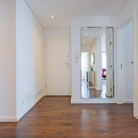 Luxury Duplex In Benfica 15 Min To Airport