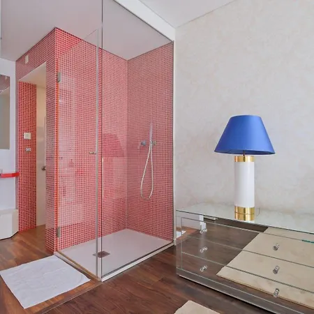 Luxury Duplex In Benfica 15 Min To Airport דירה